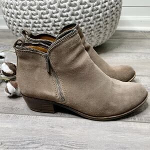 Lucky Brand Bartalino Suede Side Zip Ankle Booties Taupe Size 9M